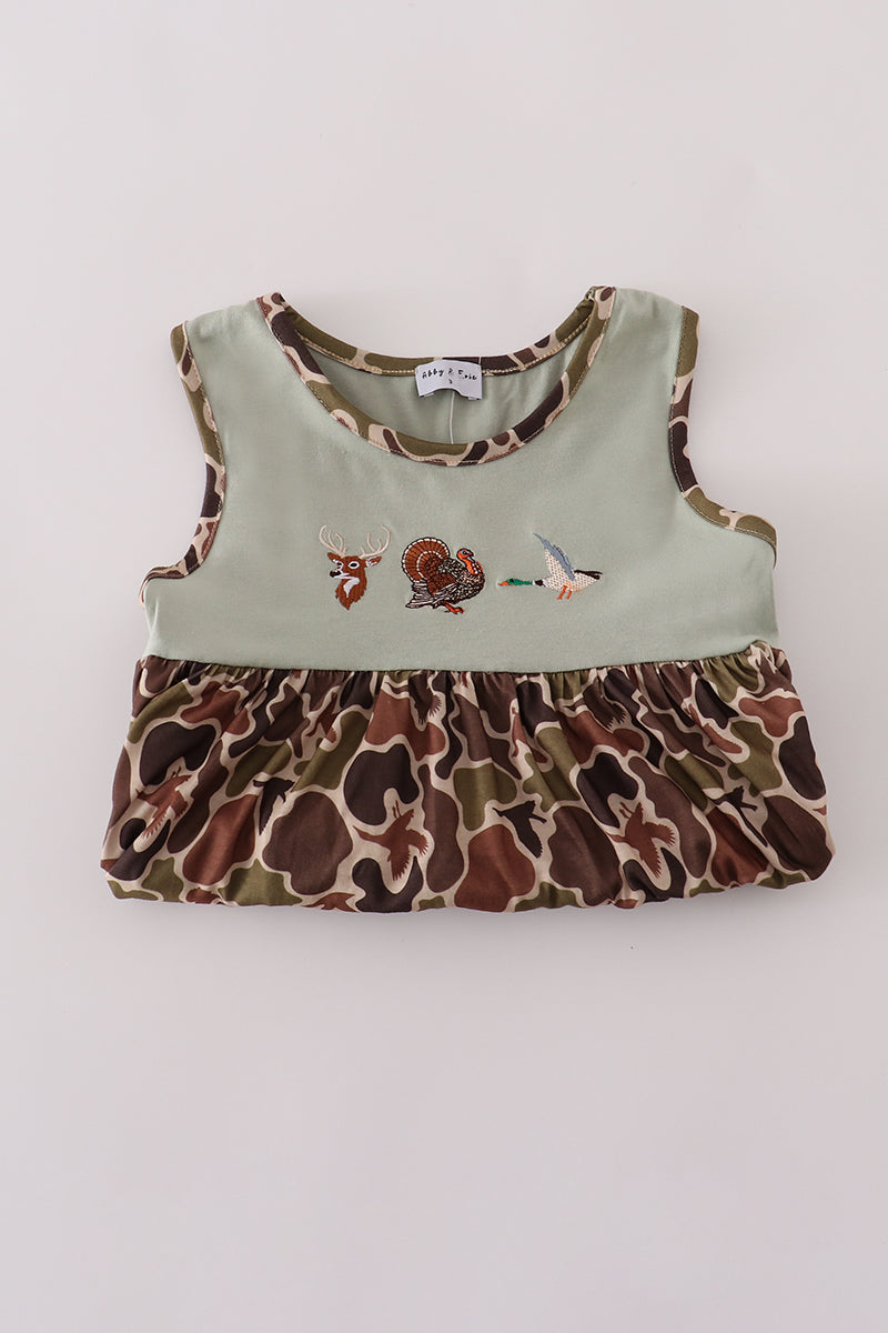 Camouflage hunting ruffle pants set