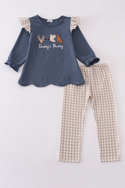 Hunting ruffle pants set