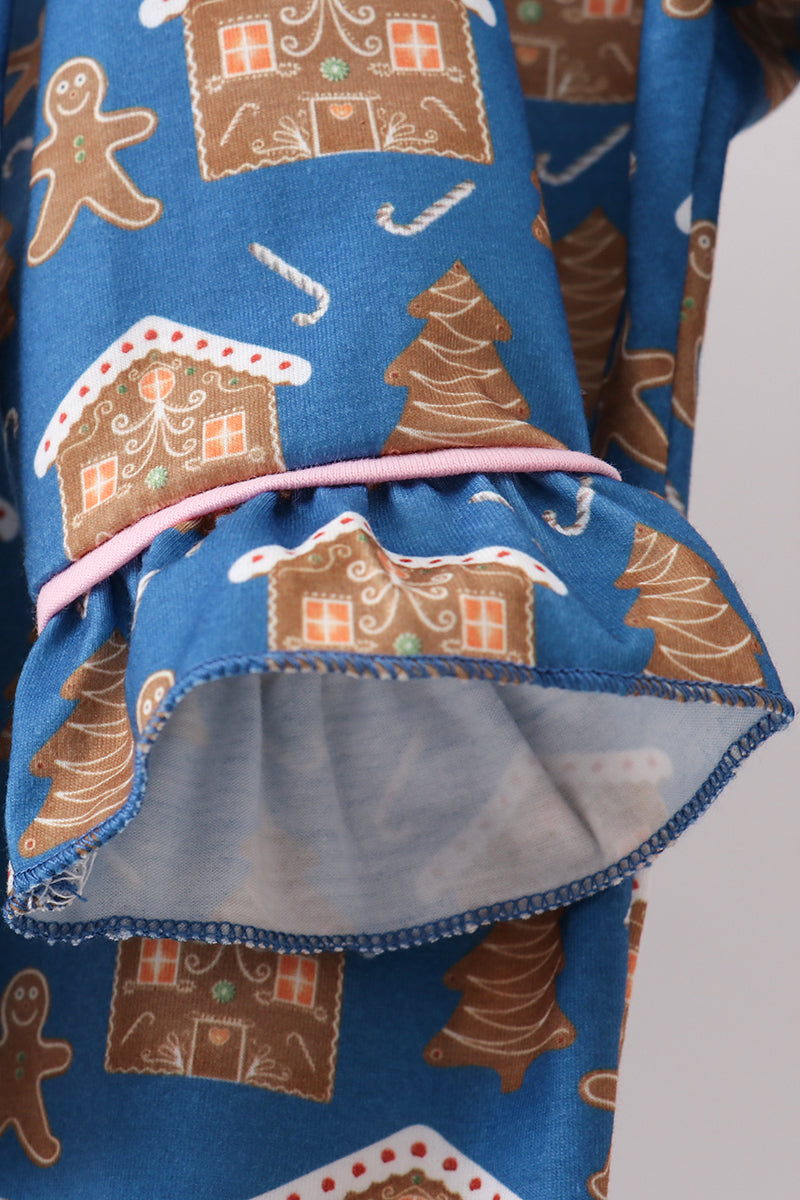 Navy gingerbread print ruffle pajamas set