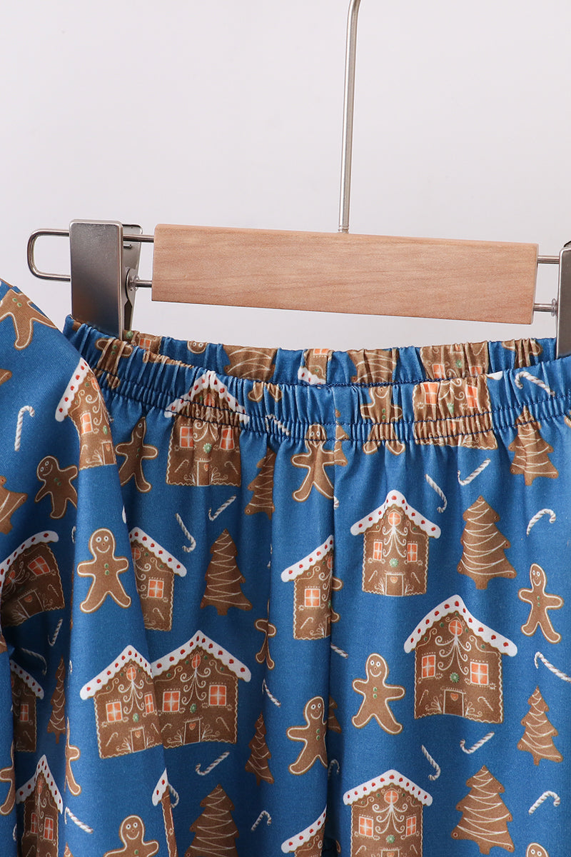 Navy gingerbread print pajamas set