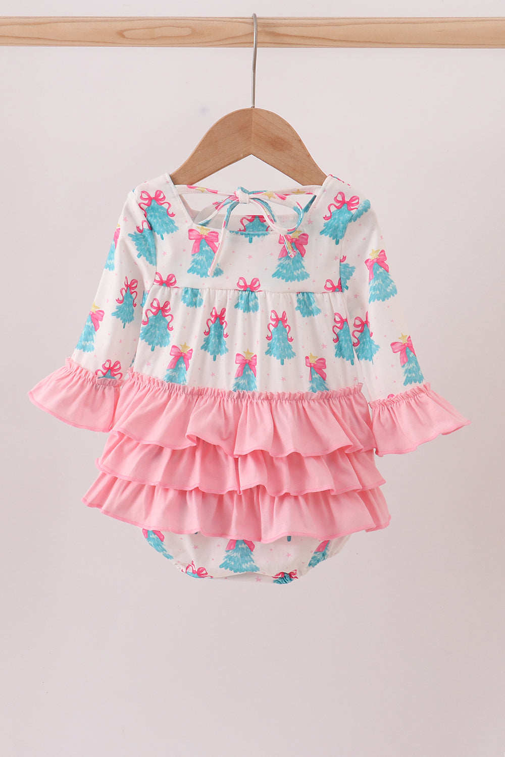 Mint christmas tree ruffle bubble